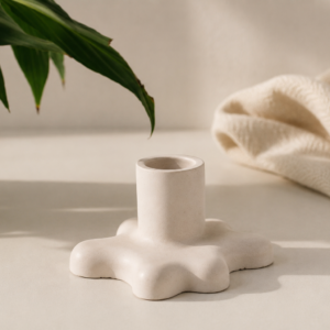 Asymmetric glow holder