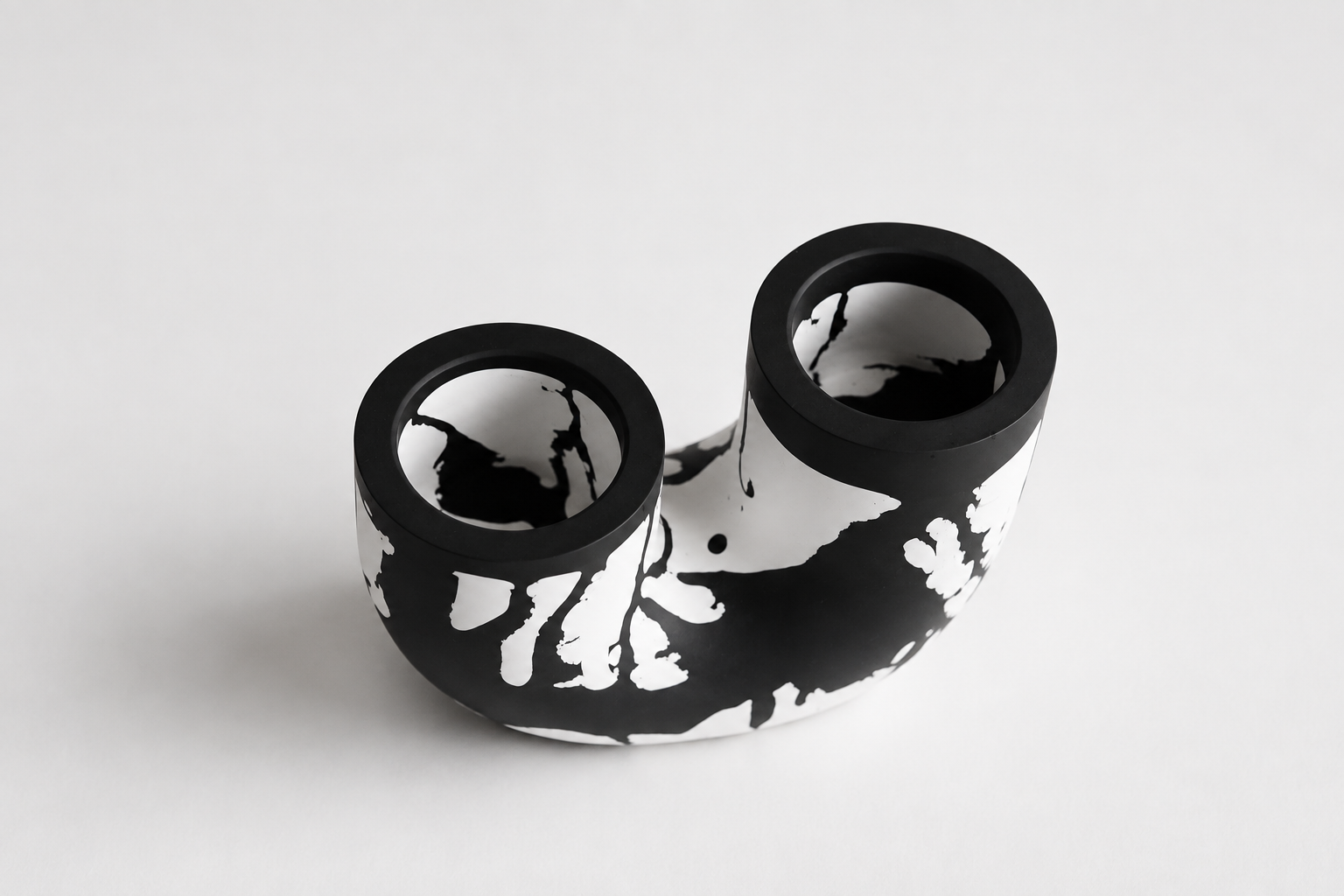 The duality - Image 2